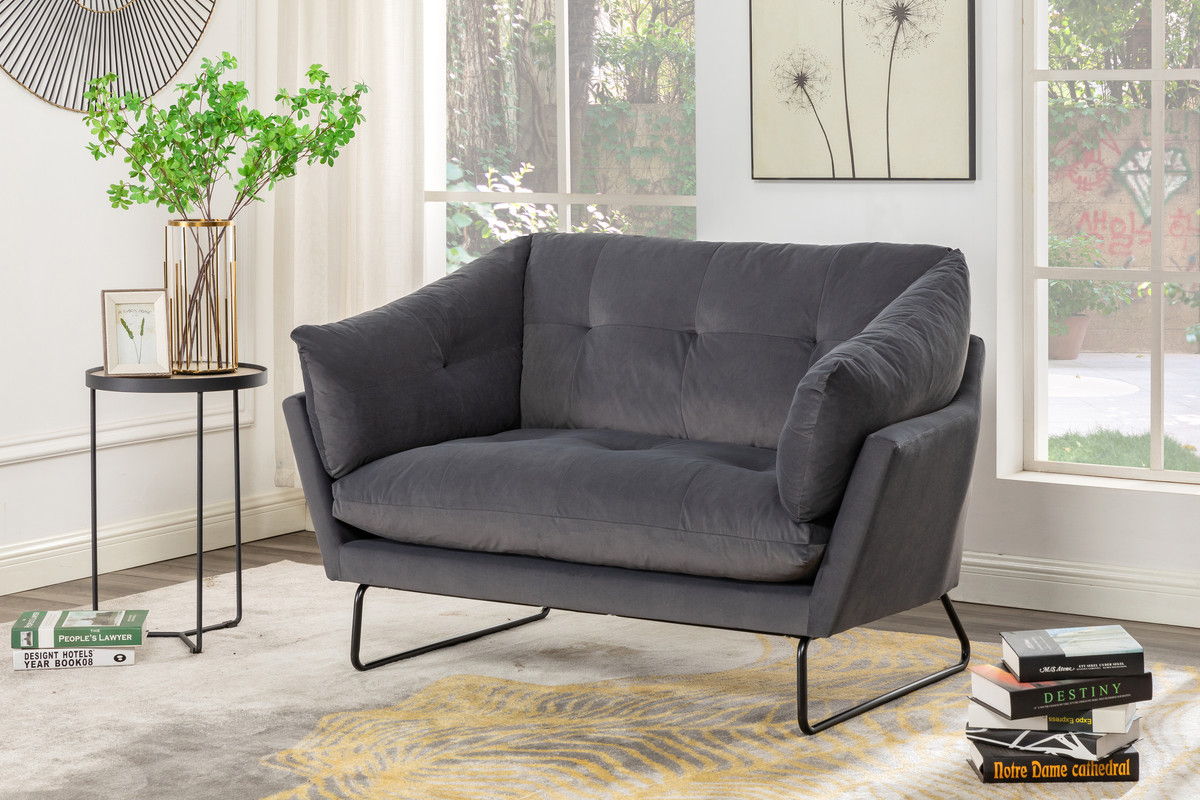 Karla - Contemporary Loveseat